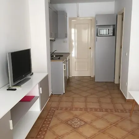 Jaen 7 * Фуэнхирола